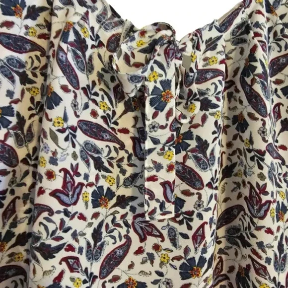 LC Lauren Conrad Back Tie Print Blouse - Picture 3 of 8